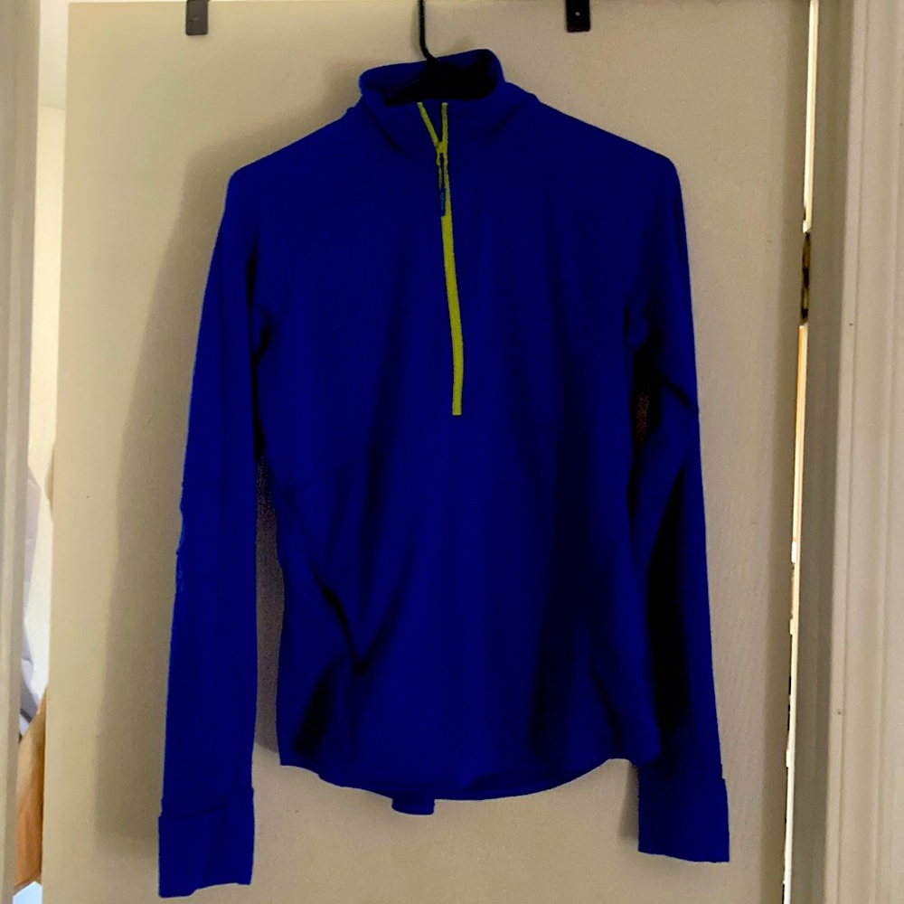 Athleta half zip top